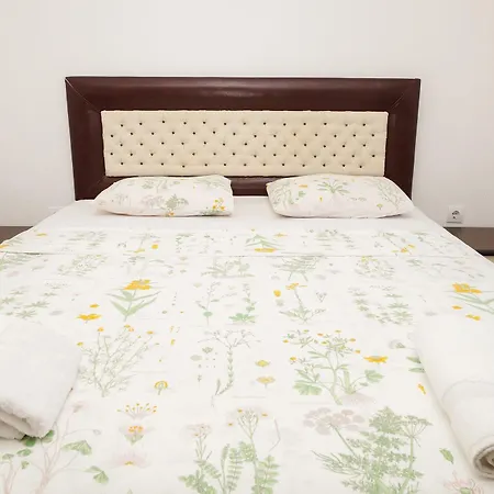 Lägenhetshotell Iris 4*
