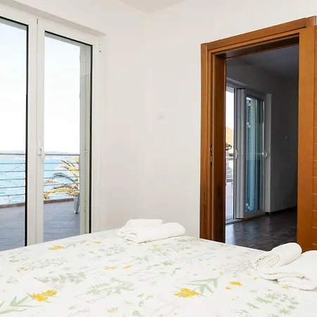 Iris Apart Otel 4*